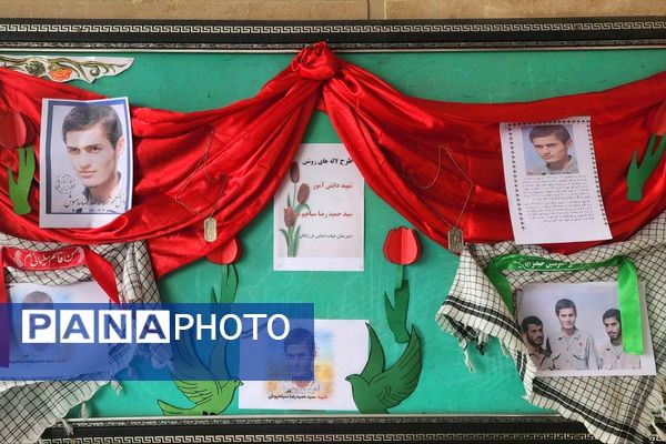 اجرای طرح «لاله‌های روشن» در دبیرستان هیات امنایی فرزانگان با هدف ترویج فرهنگ ایثار