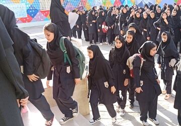 آغاز سال تحصیلی در دبیرستان مبعث