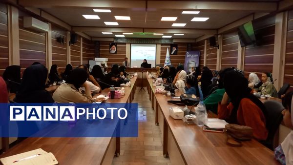 برگزاری سومین جلسه از آموزش‌های دوره مجری شو