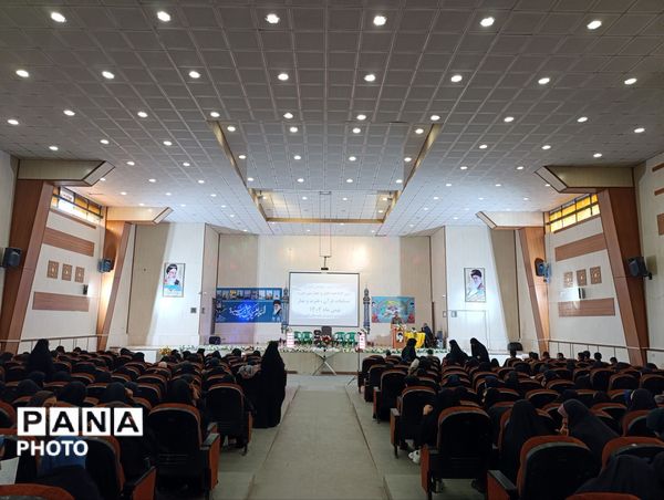 رقابت پرشور دانش‌آموزان در چهل‌وچهارمین دوره مسابقات قرآن، عترت و نماز 