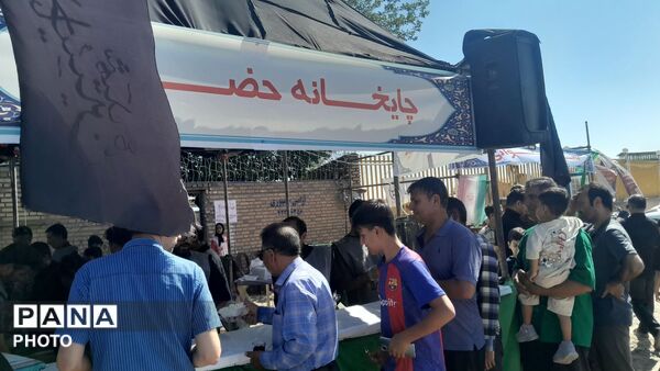موکب قرارگاه جهادی سلمان و عاشقان امام رضا ( ع) در محور نیشابور - مشهد