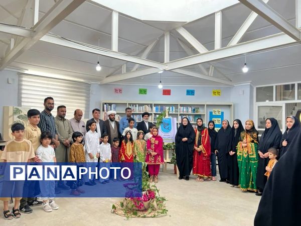 افتتاح نمایشگاه «ماهی پرنده» در مرکز کانون جاسک به مناسبت هفته دولت