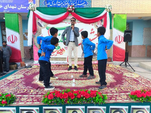 جشن دهه فجر و اعیاد شعبانیه در روستاهای لور و بنهکان