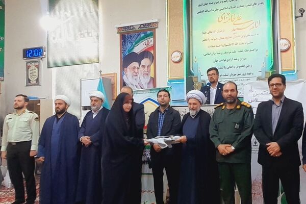 هفتمین اجلاس سراسری نماز دانش‌آموزی در شهر مهربان 
