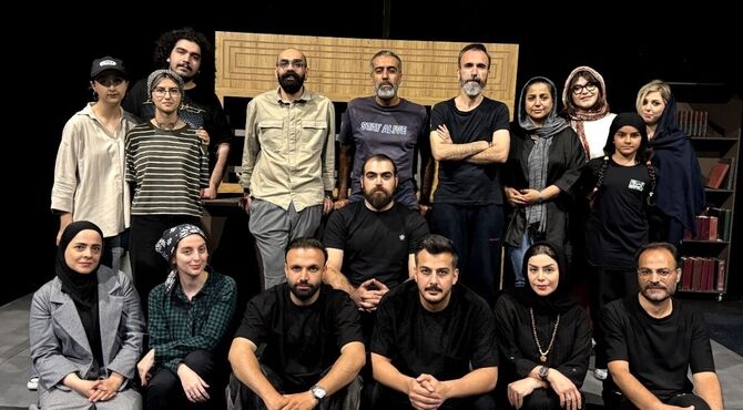 معرفی بازیگران نمایش «دستان او» 