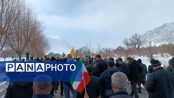 حضور گسترده مردم شهر توره در راهپیمایی۲۲ بهمن، تجلی اتحاد و ایستادگی