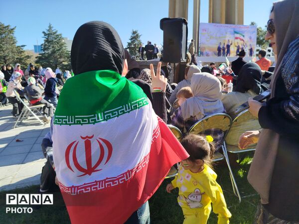یادبود شهدای میناب