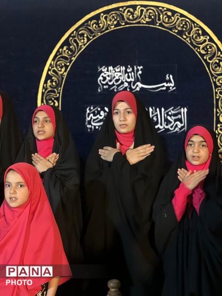 جلوه‌های معرفت در غرفه‌های رضوی