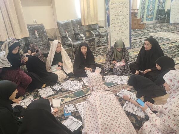 اعتکاف دانش‌آموزی ناحیه یک مشهد،فرصتی برای نزدیک‌تر شدن به خدا