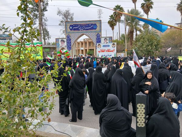 حضور پرشور مردم شهرستان پلدختر در راهپیمایی ۲۲بهمن 