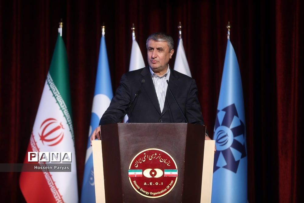 اسلامی: استحصال و خالص‌سازی هلیوم را گام راهبردی برای کشور می‌دانیم