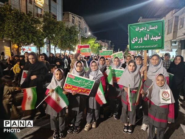 اربعین رهبر شهید انقلاب و شهدای میناب در گلوگاه 