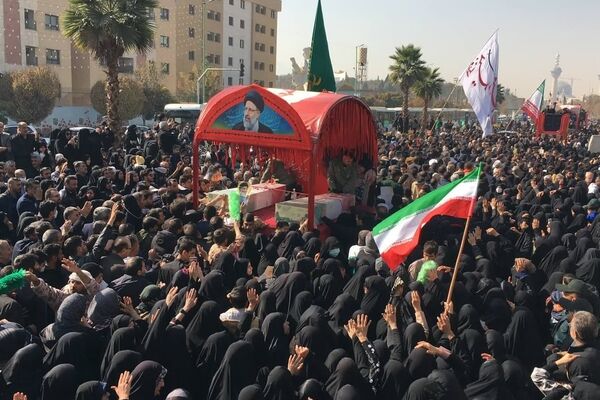 اجتماع بزرگ عزاداران حضرت زهرا(س) همزمان با تشییع شهیدان گمنام دفاع مقدس