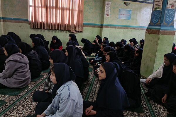 گسترش فرهنگ رضوی؛ خادمان حرم امام رضا(ع) مهمان مدارس فیروزکوه