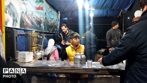 جلوه هایی از خدمت در بلوار فضل نیشابور 