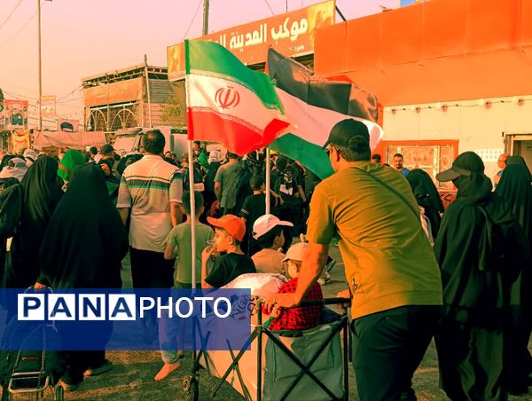 عاشقان حسینی در مسیر پیاده‌روی اربعین حسینی