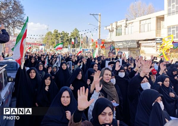 گر پدر رفت تفنگ پدری هست هنوز 