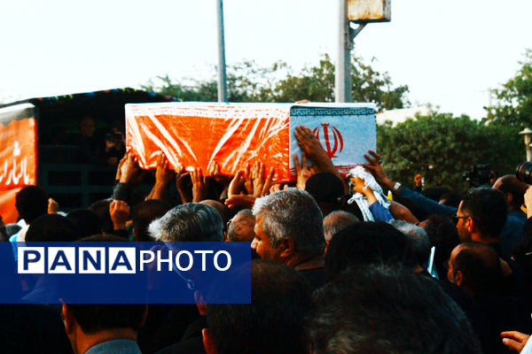 مراسم تشییع پیکر شهید «سعید آذربادگان» در بندرعباس
