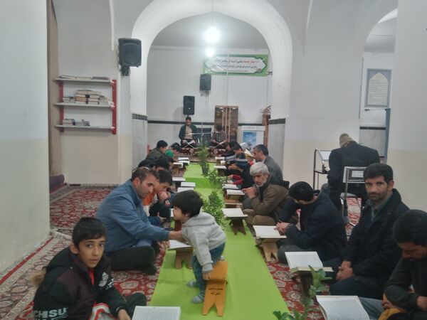 جلسه جزء خوانی قرآن کریم در شهرستان خلیل آباد 