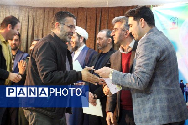 آیین گرامیداشت هفته امور تربیتی و تربیت اسلامی در شهرستان سمنان 