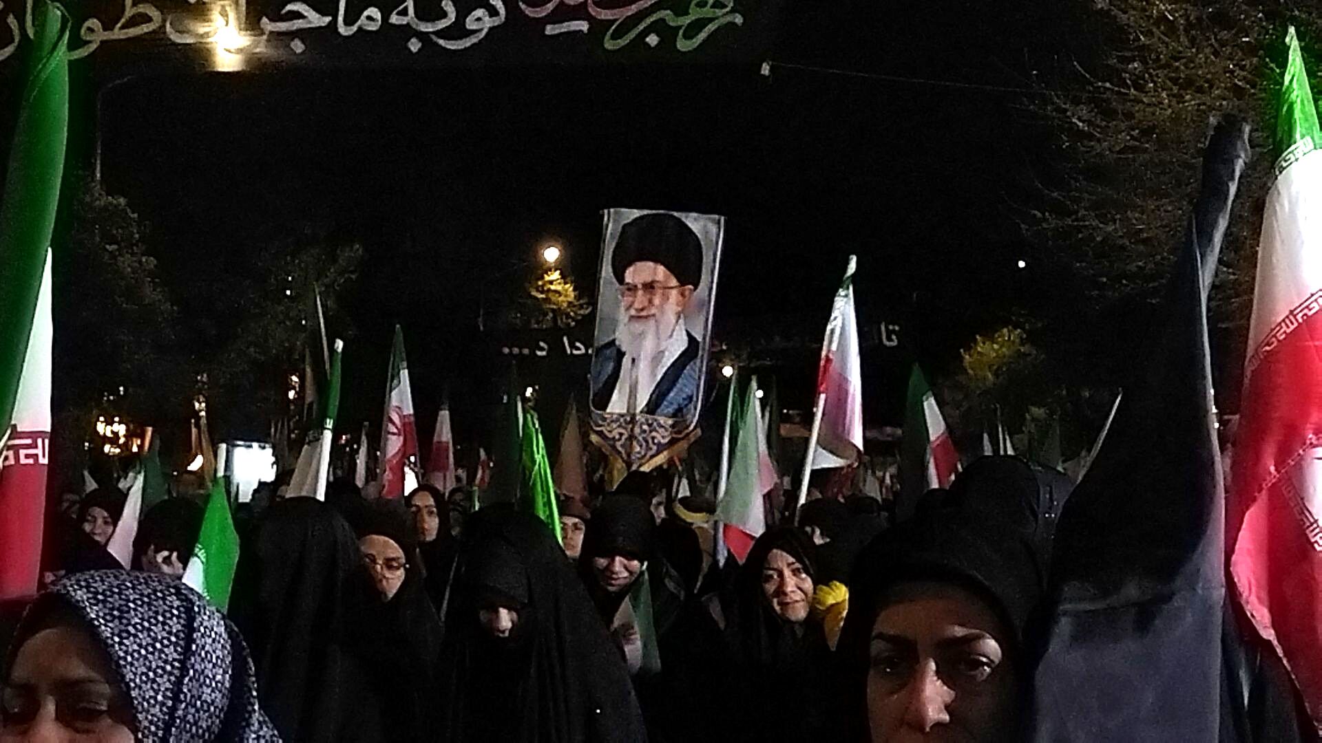 چهل روز ، چهل شب ؛ مردم نیشابور عزادار رهبر شهید و شهدای میناب هستند -۱