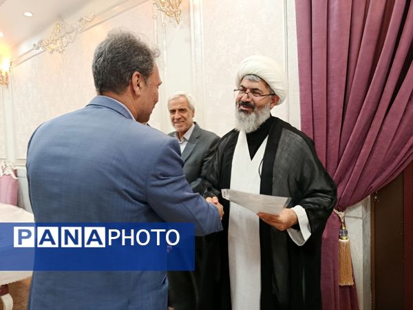 مراسم تجلیل از عوامل هیئت فرهنگیان و دانش آموزی شهرستان کاشمر 