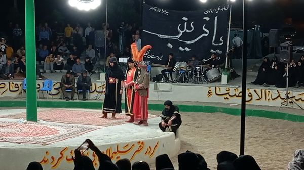 اجرای تعزیه شهادت حضرت علی اکبر(ع)