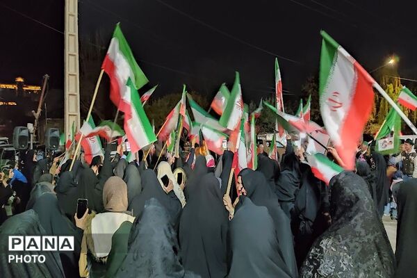 هجدهمین شب از اجتماعات خیابانی در شهر بار نیشابور