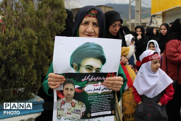 سنگ تمام دانش آموزان گالیکش در راهپیمایی روز قدس