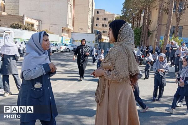 پیوند خانه و مدرسه در قاب دوربین