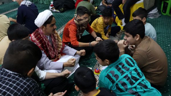 بازی‌های گروهی، سازنده فضایی صمیمانه در اعتکاف 