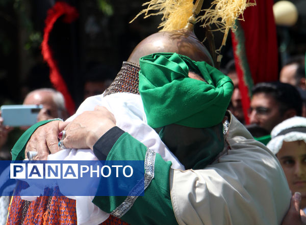مراسم عزاداری و تعزیه‌خوانی روز عاشورا در روستای ده بالای تفت