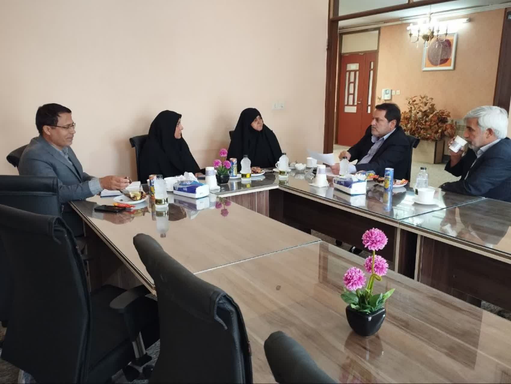 بازدید مدیرکل دفتر امور اجتماعی و فرهنگی استانداری از مؤسسه خیریه راز