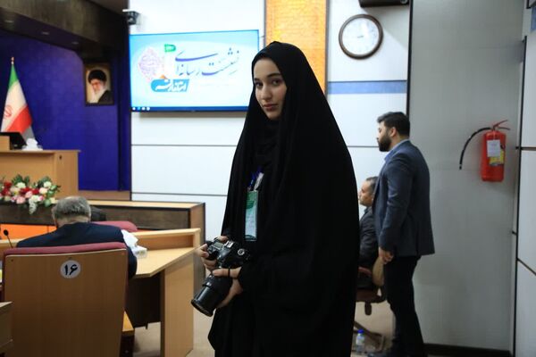 نشست صمیمی مدیران رسانه با استاندار قم