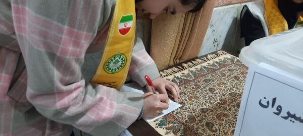 انتخابات مجلس و مجمع دانش‌آموزی متوسطه یک دختران شیروان