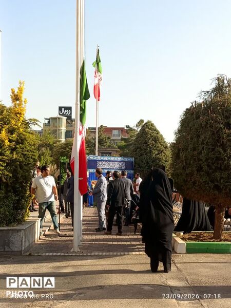 طنین زنگ «مهر، ایثار و شهادت» در هنرستان دارالفنون مشهد