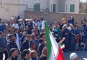 حضور مردم روستای براباد در راهپیمایی روز جهانی قدس