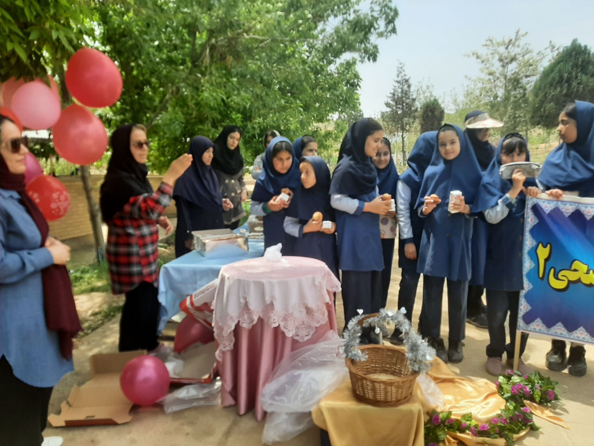 اردوی دانش‌آموزان مدرسه هیأت امنایی ضحی ۲ در روستای زوارم شیروان