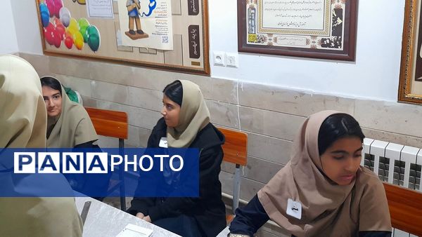 انتخابات شورای دانش آموزی در دبیرستان نورالهدی