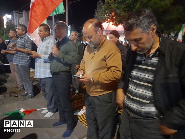  ایستادگی در قلب نیشابور 