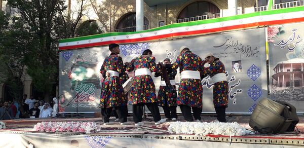 همایش شاهنامه‌خوانی اقوام ایران زمین