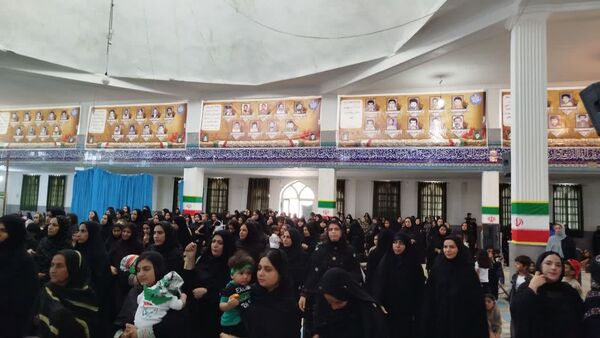 اجتماع شیرخوارگان حسینی در قلعه‌گنج 