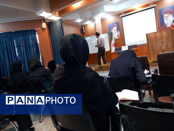 همایش هفته بهداشت روان مشاوران مدارس ناحیه ۶ مشهد