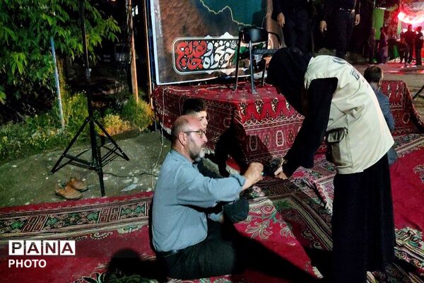 هیئت زنجیر زنی ابا عبدالحسین،  شب تاسوعا در شهر بار نیشابور 