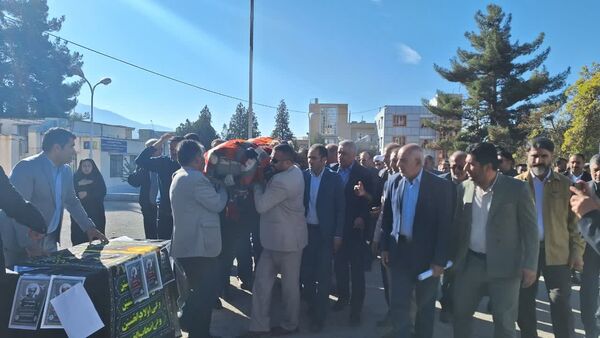 وداع با پیکر مرحوم فریدون داوری در آموزش وپرورش کهگیلیویه و بویراحمد