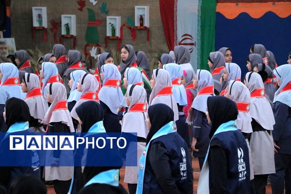 همایش «یاوران انقلاب» در بهارستان‌دو