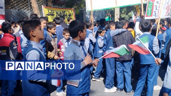 اقتدار ملت ایران در راهپیمایی روز ۱۳ آبان شهرستان خلیل‌آباد 