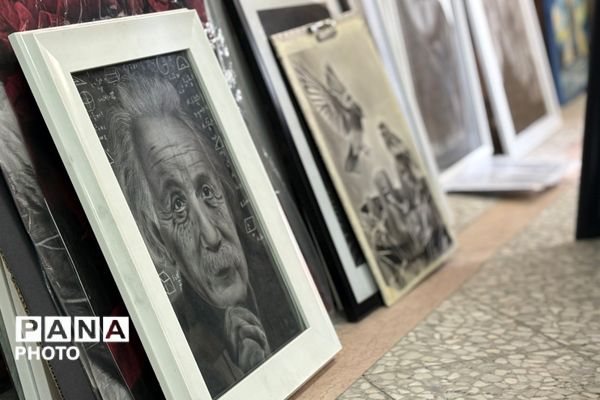 داوری مرحله منطقه‌ای چهل‌وچهارمین جشنواره فرهنگی هنری فردا در اسلامشهر 