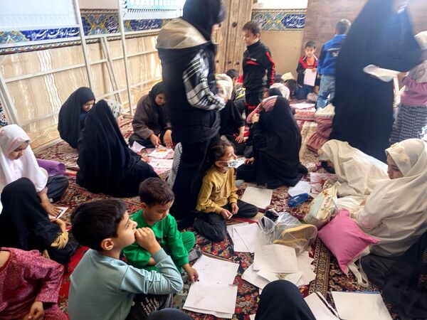 برپایی غرفه کودک در نماز جمعه کاشمر