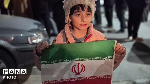 امضای پیمان جاودان دهه نودی‌ها با رهبر انقلاب و تداوم راه شهیدان